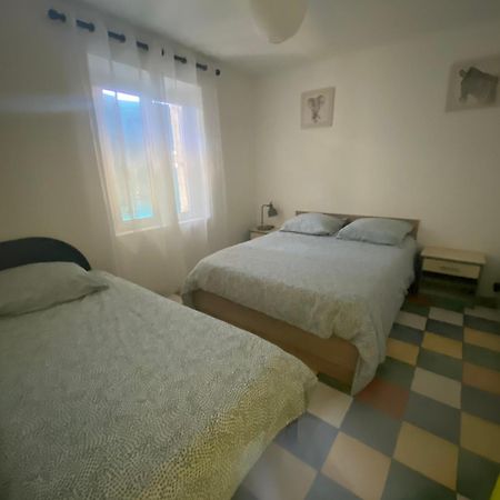 la Porte bleue Capestang Eksteriør billede